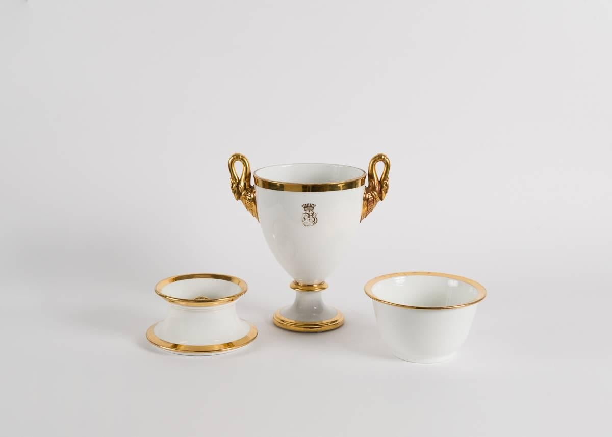 Porcelain Pair of French Restoration Era Vases, France, 1814-1830 For Sale