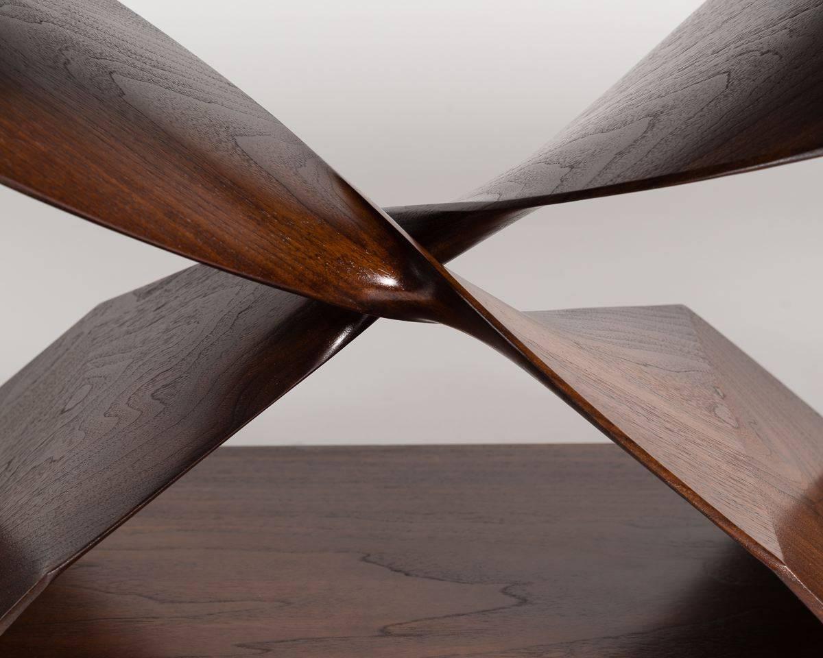 Américain Banc sculptural sculpté à la main, Carol Egan, États-Unis, 2013 en vente