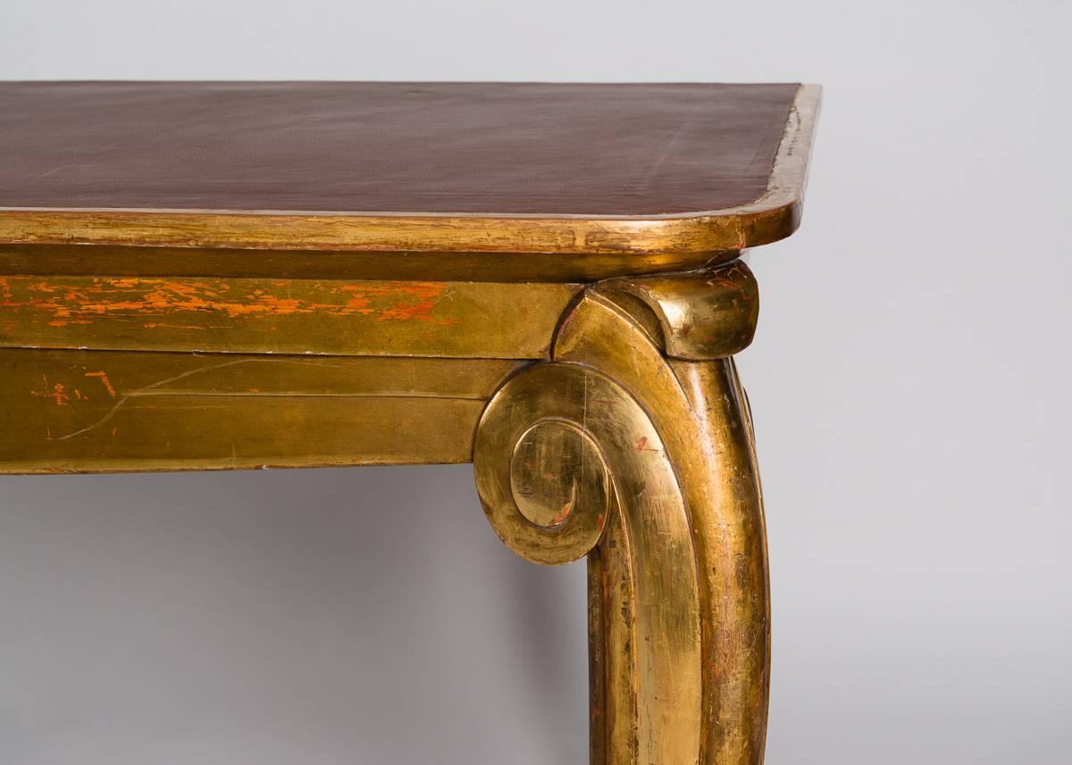 Art déco Console à grande échelle dorée Louis Se et Andr Mare, France, vers 1920 en vente