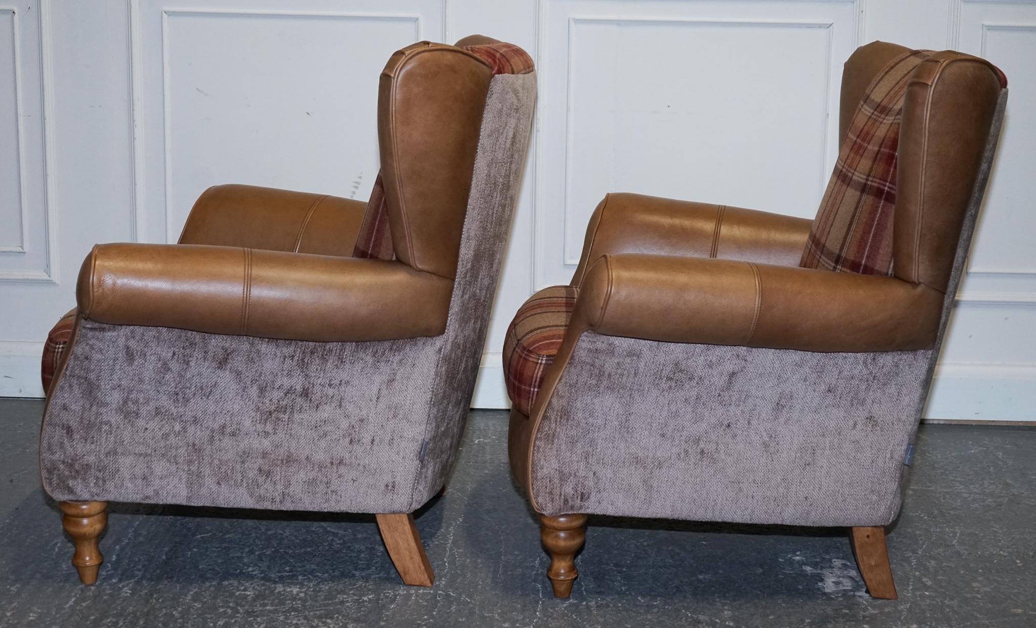 LE PAYSAGE STAGNANT DE  FAUTEUILS À OREILLES EN CUIR ET TISSU ALEXANDER & JAMES LAWRENCE en vente 1