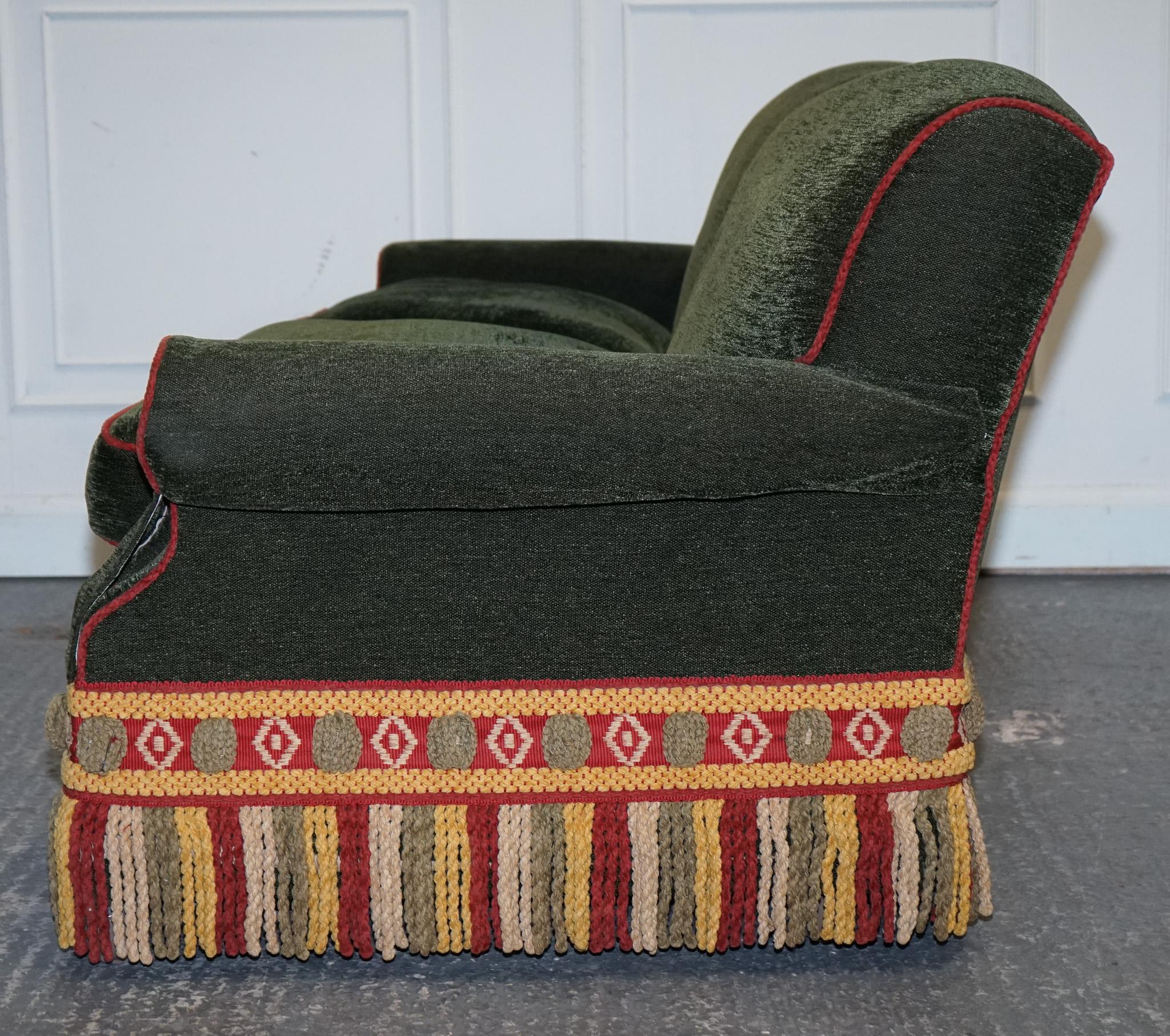 PETER DUDGEON BRITISCHES HANDGEARBEITETES GRÜNES GEWEBE HOWARD STYLE 3-SITZ-SOFA RRP£12000 im Angebot 4