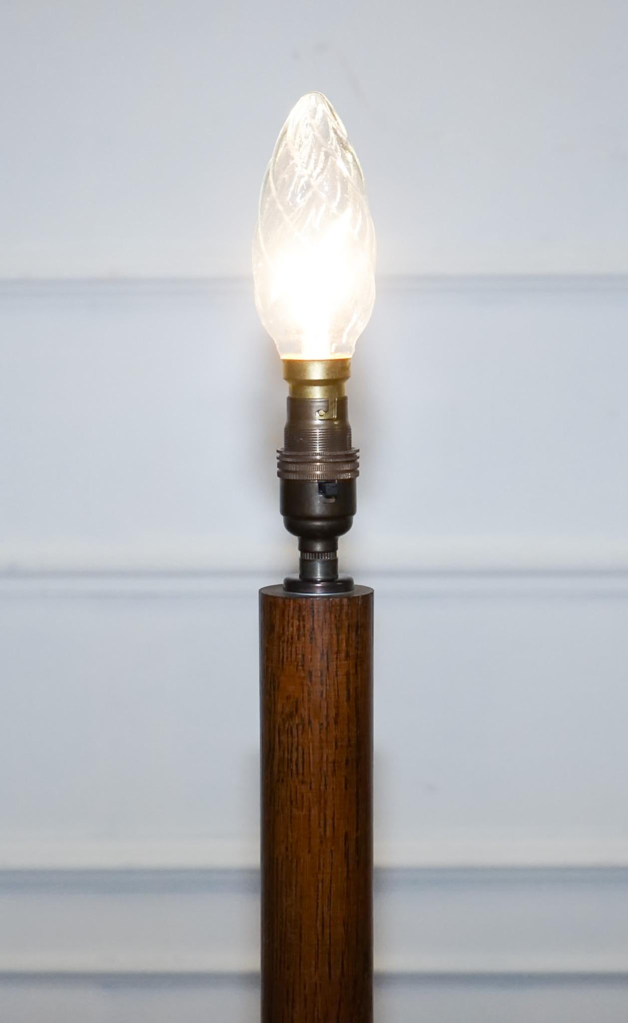 
Antiques of London



Add timeless charm and warm character to your home with this vintage hand-turned wooden floor lamp, a classic piece that blends traditional craftsmanship with modern safety standards.

Key Features:

Beautiful craftsmanship: