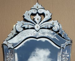 ANTIQUE ITALIAN CIRCA 1910 VENETIAN ETCHED GLASS HEART SHAPED WALL MiRROR