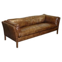 HALO GROUCHO BEAUTiFUL BROWN LEATHER THREE SEATER COMPACT SOFA