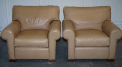 FINE LATTE BROWN LEATHER PAIR OF ARMCHAIRS MADE BY MULTiYORK ENGLAND