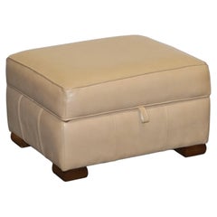 EDLER, LATTE-BRAUNER LEDER-FUSSHOCKER MIT STAURAUM VON MULTiYORK, ENGLAND