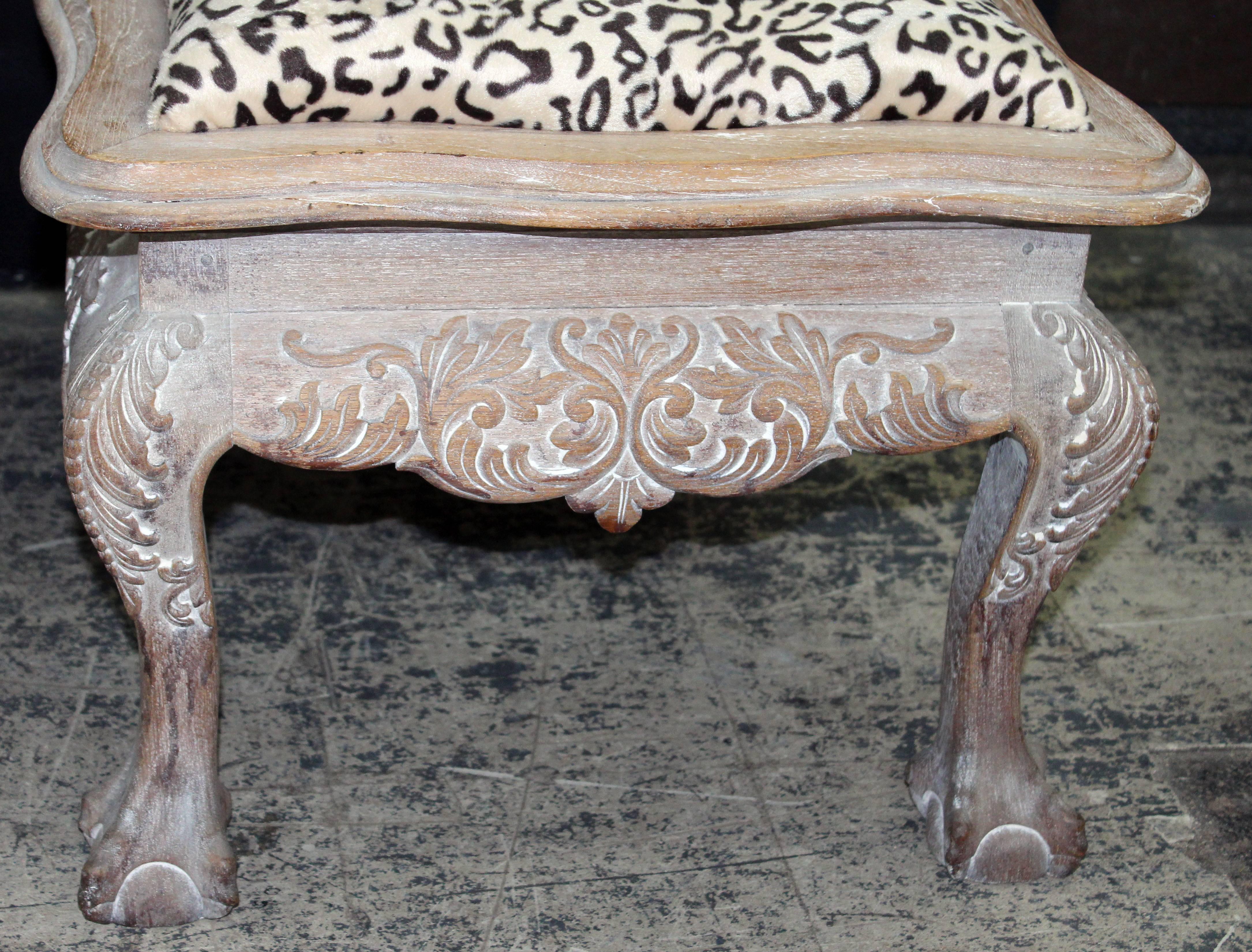 Pair of Finely Detailed Portuguese Cerused Mahogany Benches In Excellent Condition For Sale In Bronx, NY