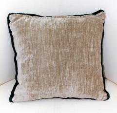 Lujosos cojines rellenos de plumón de castor esquilado auténtico verde