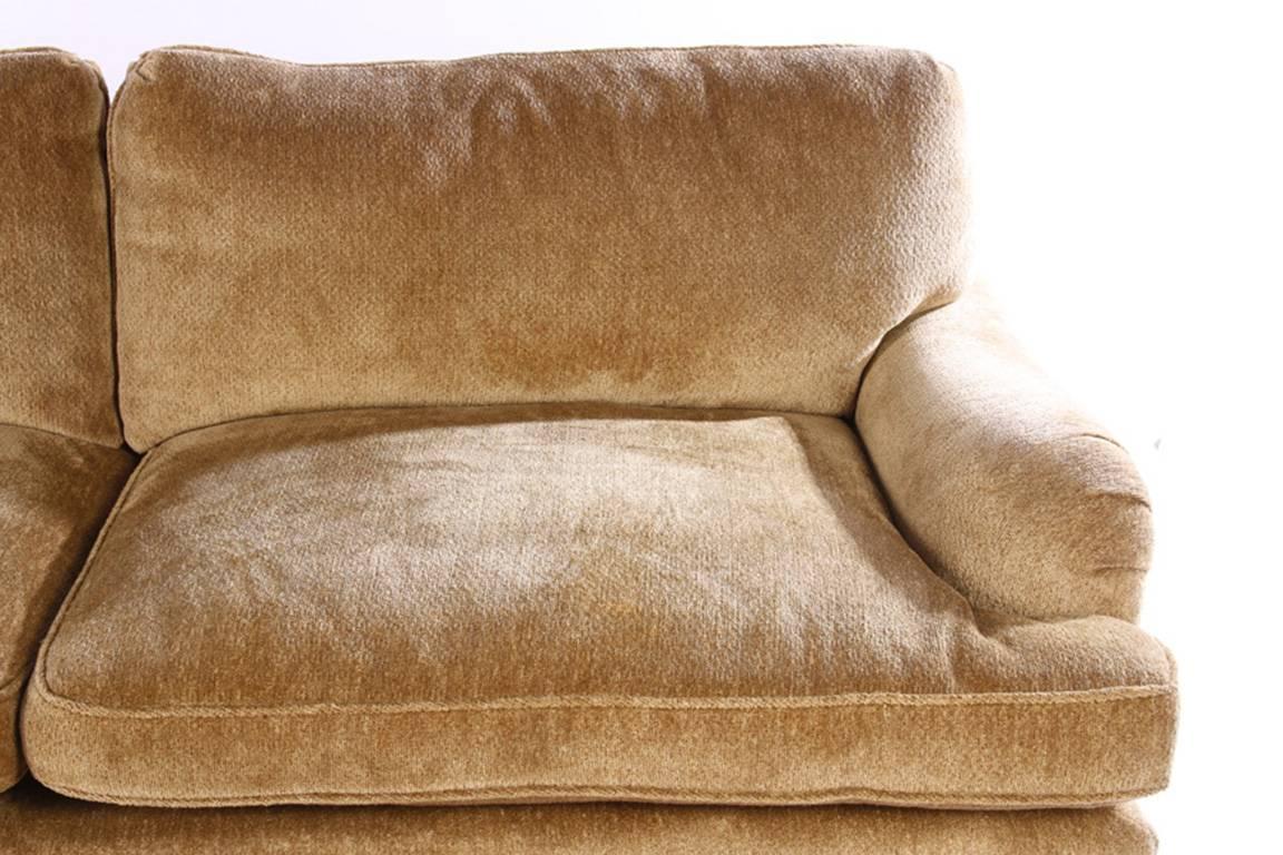 Luxurious Comfortable And Stylish Bridgewater Style Sofa For Luxurious Comfortable And Stylish Bridgewater Style Sofa For At 1stdibs