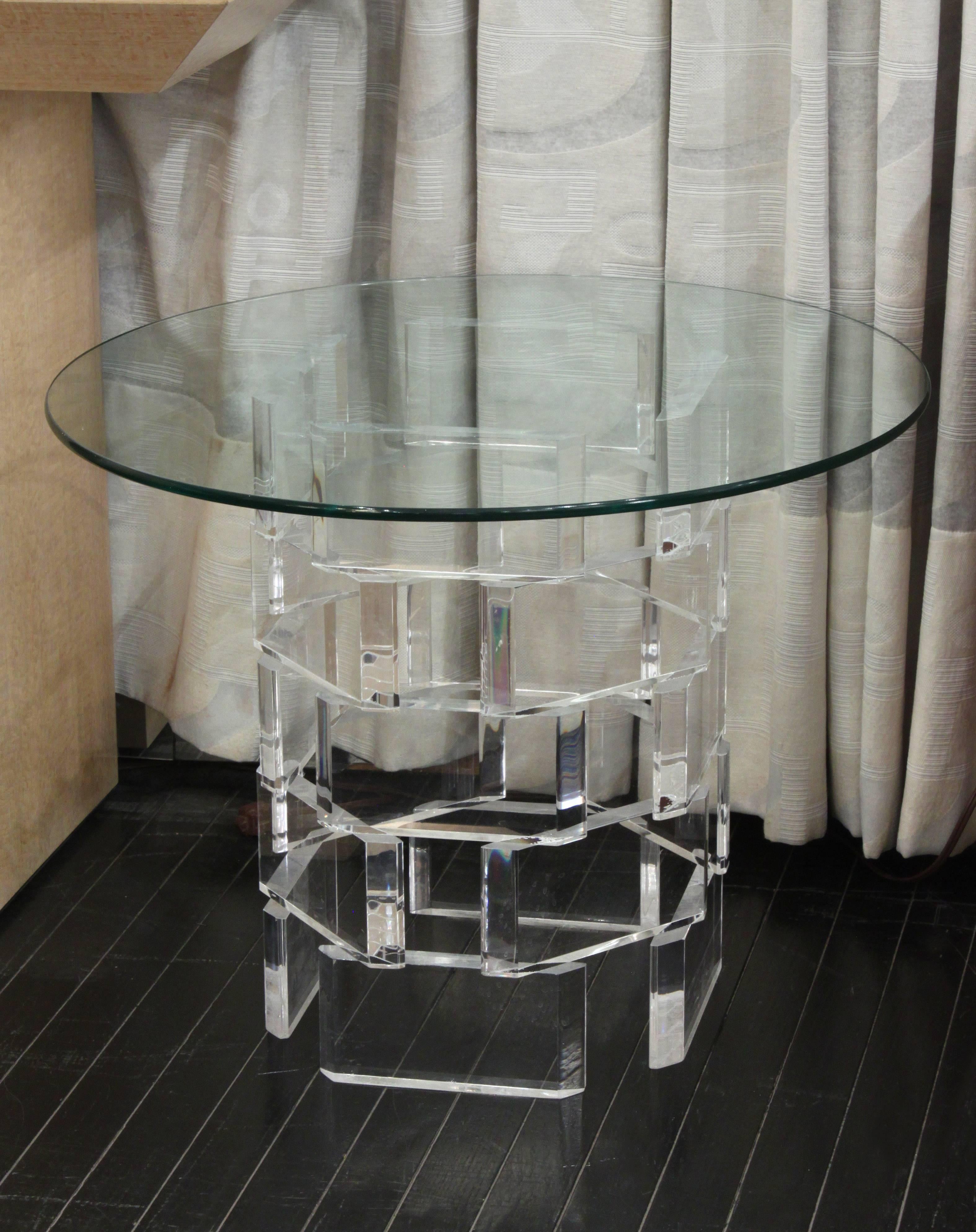 Chic Stacked Lucite Blocks Side Table In Excellent Condition In New York, NY