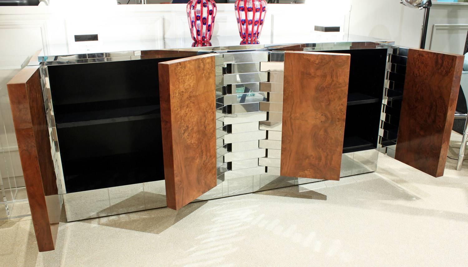Exceptional Burl Wood and Tessellated Chrome Credenza by Paul Evans In Excellent Condition In New York, NY