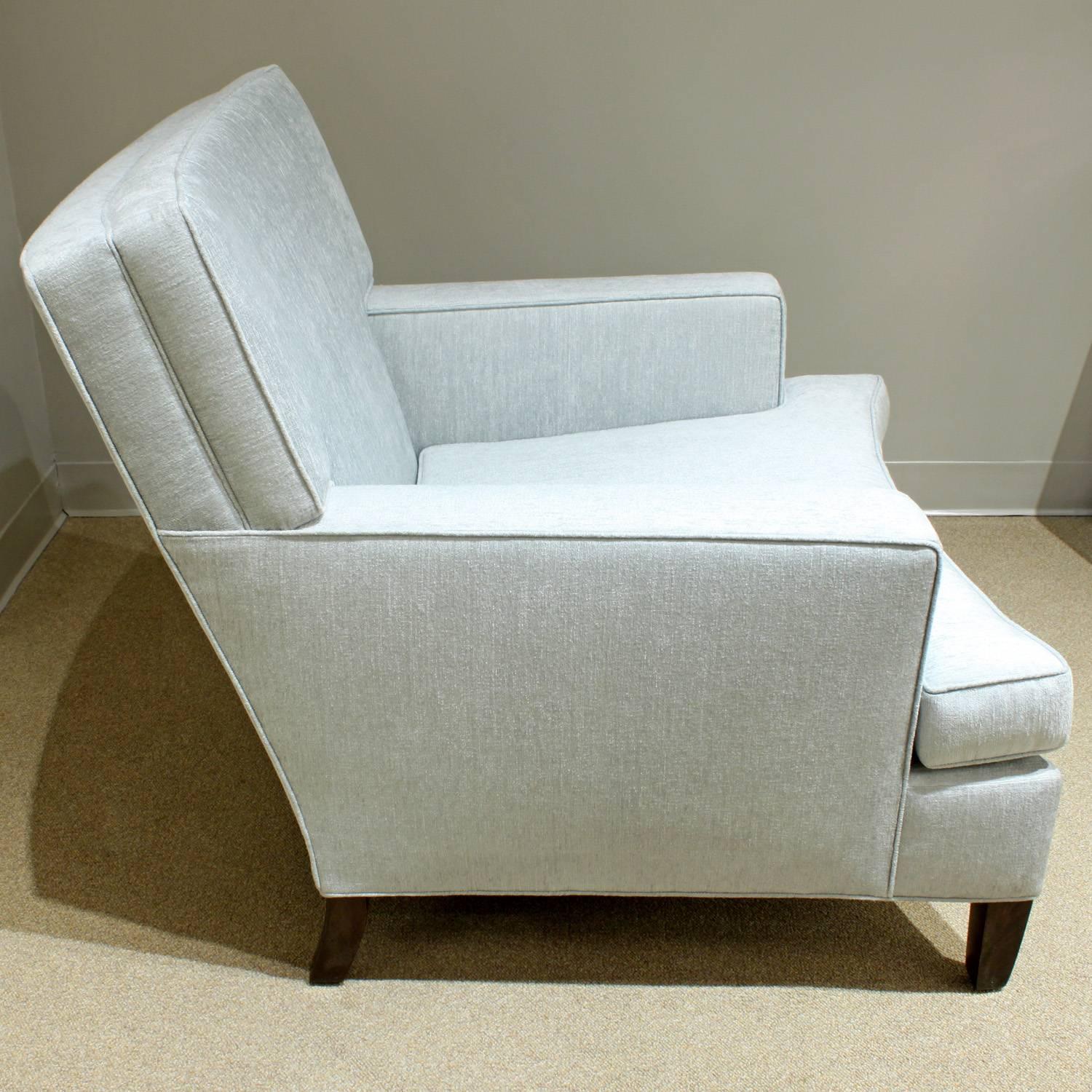 American Elegant Club Chairs with Curved Fronts
