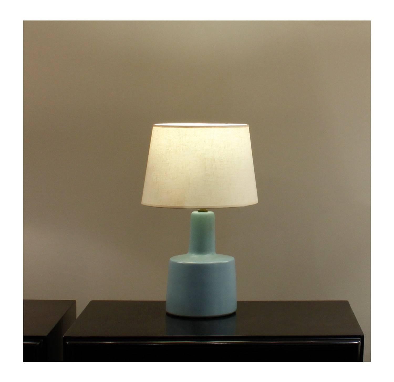 American Gordon & Jane Martz Blue Ceramic Table Lamp, 1960s