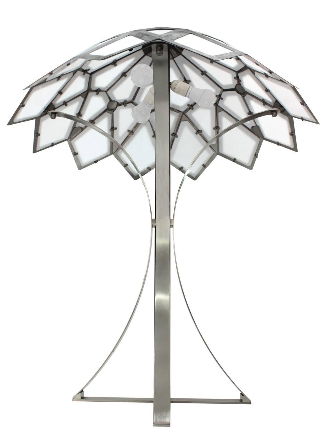Rare and Exceptional large “Caleidoscopo” (“Kaleidoscope”) table lamp in brushed stainless steel and white plexiglass by Gabriella Crespi, Italy 1974 (signed 