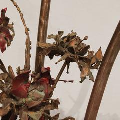 Tavolo in bronzo con fiori dello Studio A di Silas Seandel, 1975