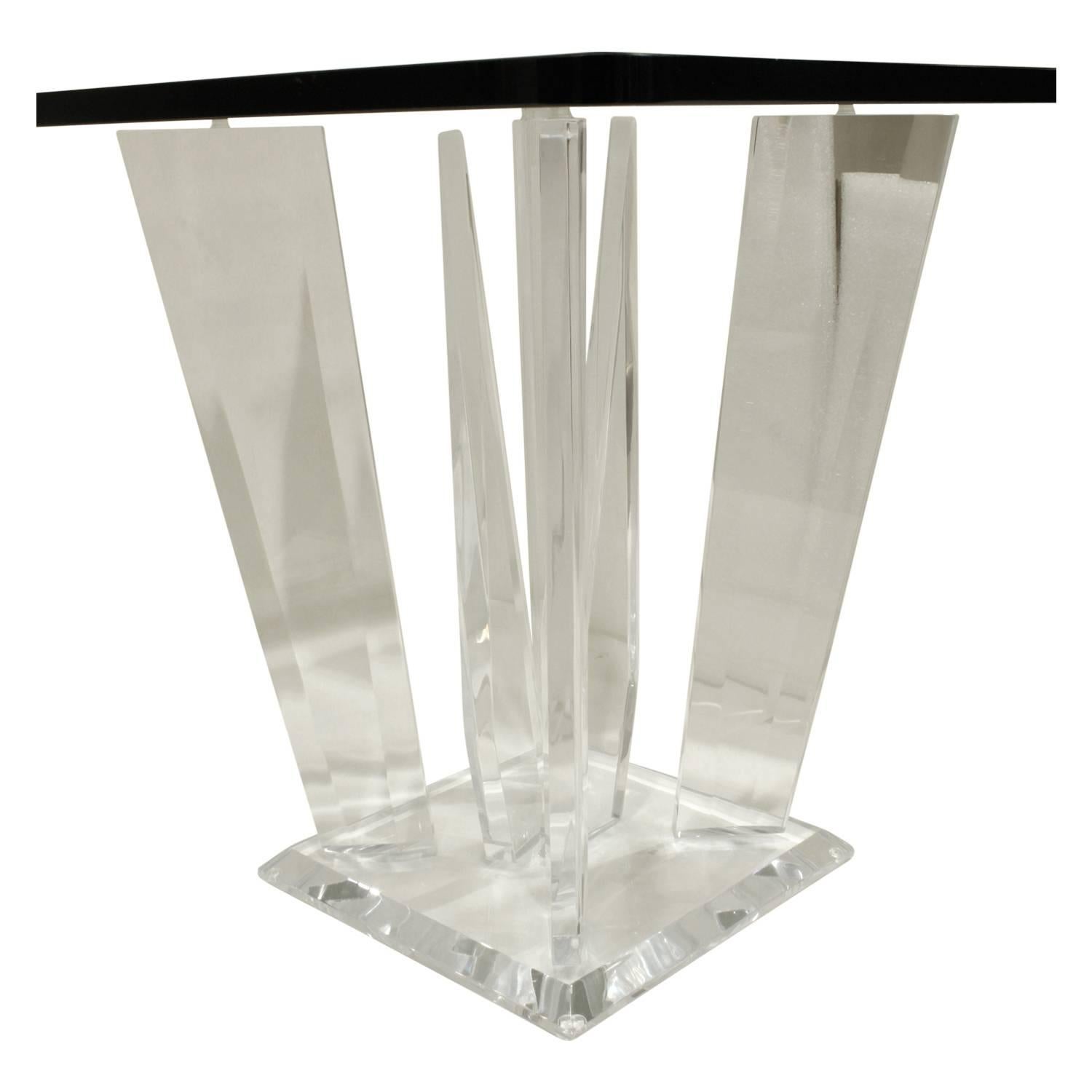 Modern Sculptural Lucite Side Table, 1970s For Sale