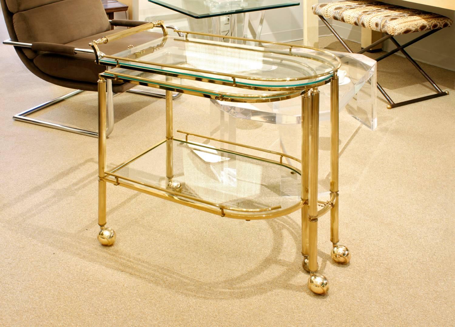 Mid-20th Century Expandable Rolling Brass and Glass Serving Cart 1960s