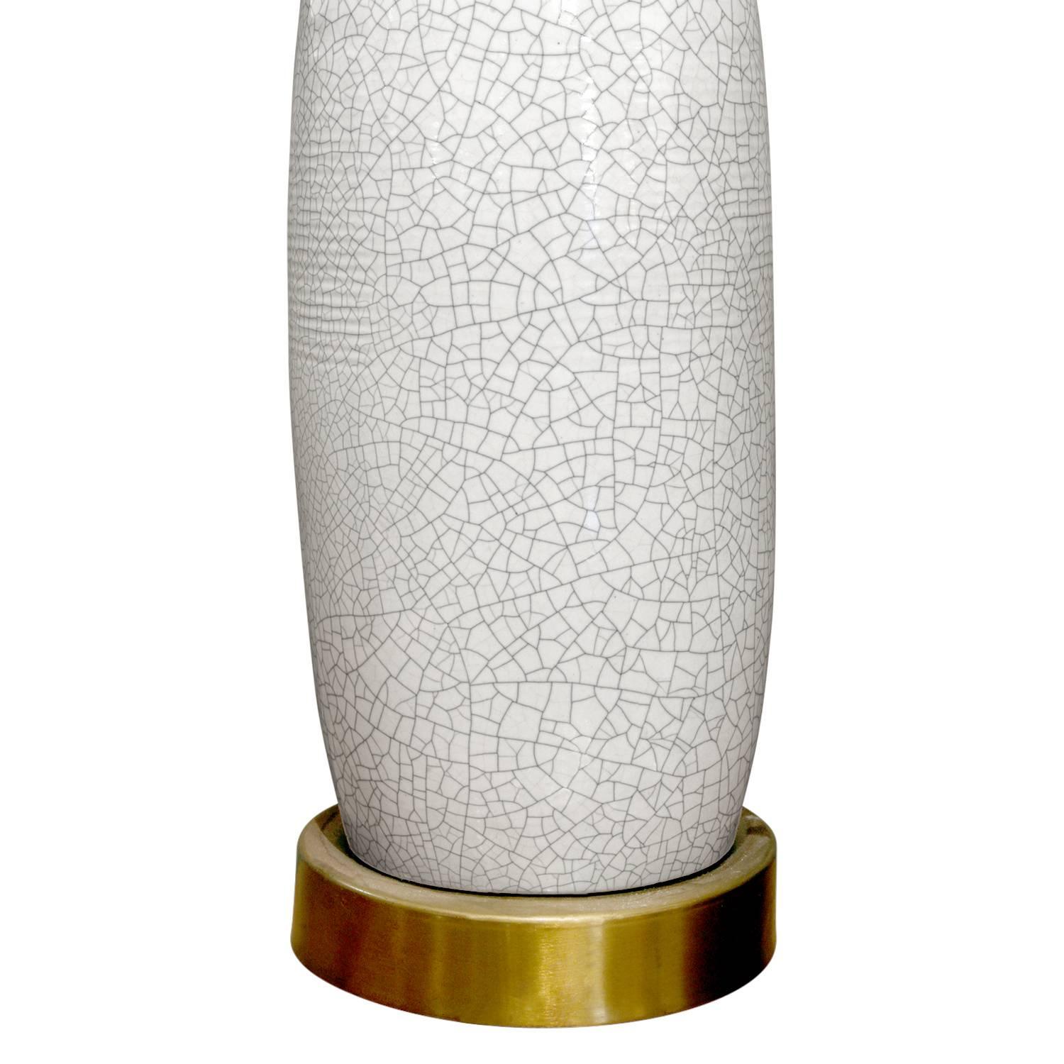 Große Tischlampe aus weißem Porzellan mit Craquele-Glasur, 1960er Jahre (Moderne) im Angebot