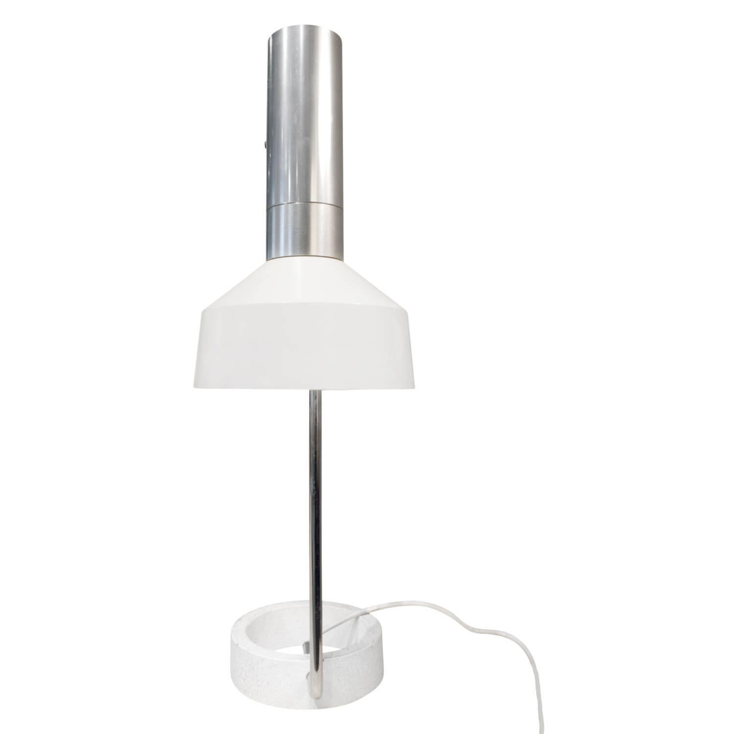 Skulpturale Schreibtischlampe, 1960er Jahre (Moderne) im Angebot