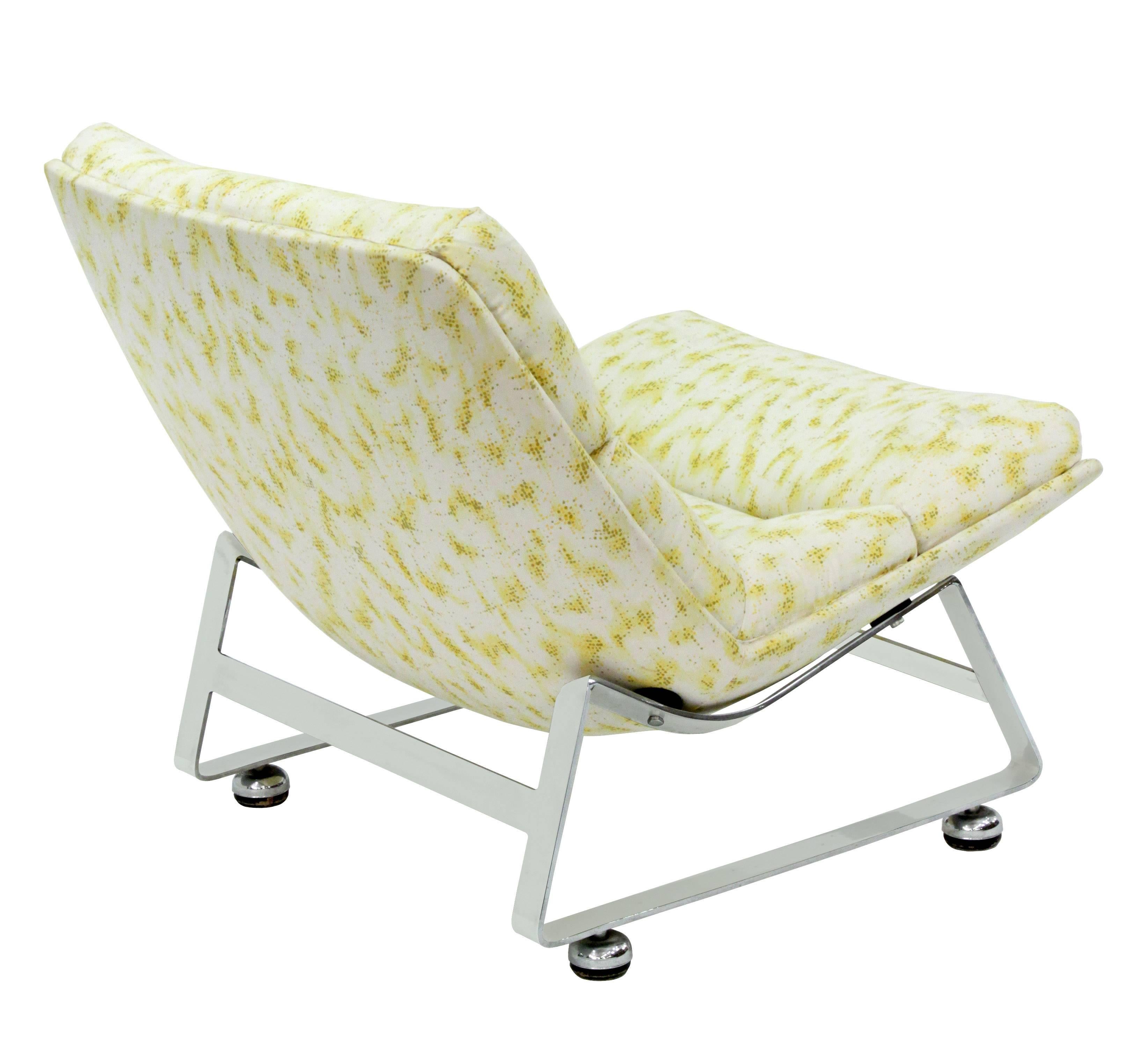 American Scoop Lounge Chair with Steel Base For Sale