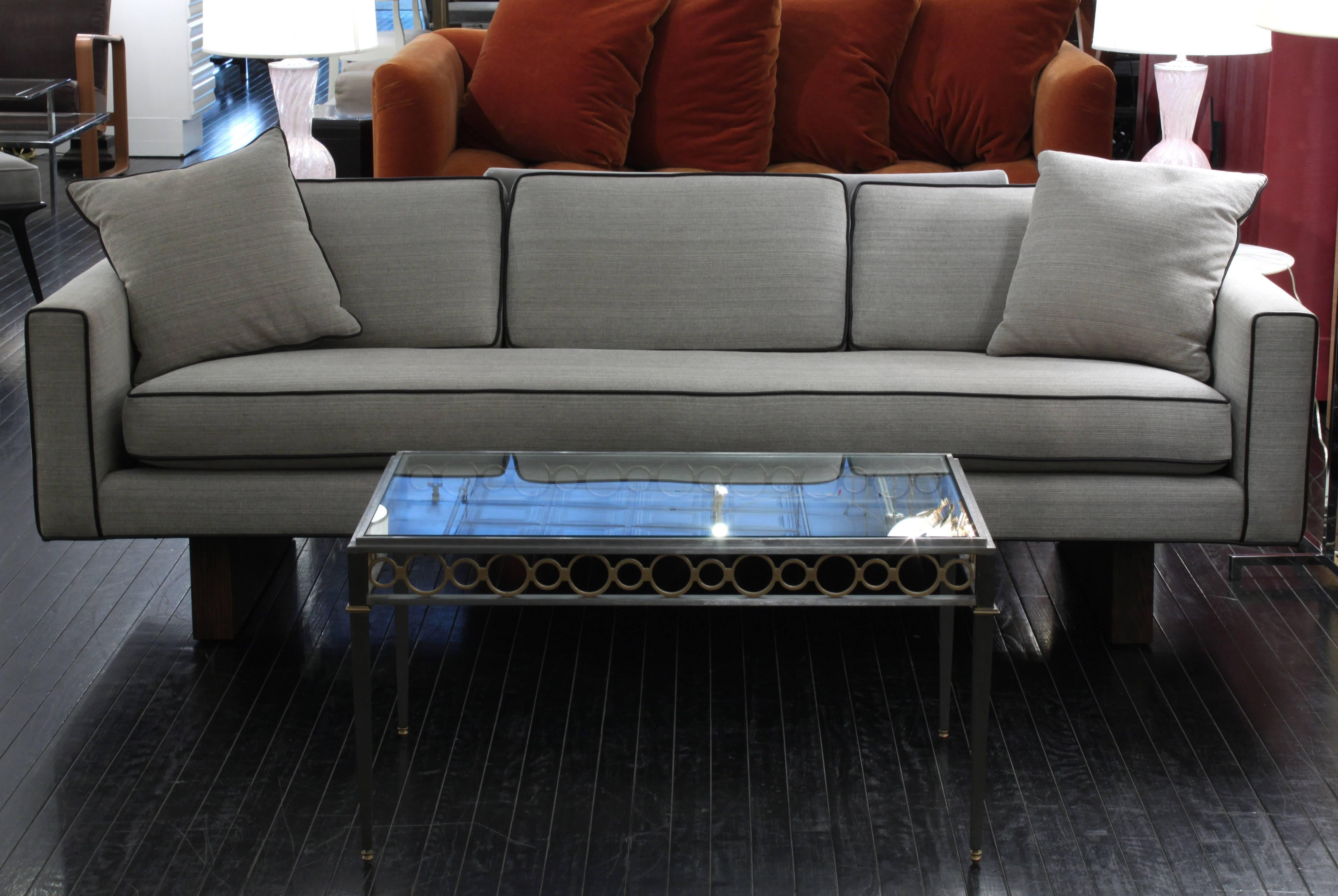 Mid-20th Century Chic Coffee Table in Brushed Steel and Brass, 1960s