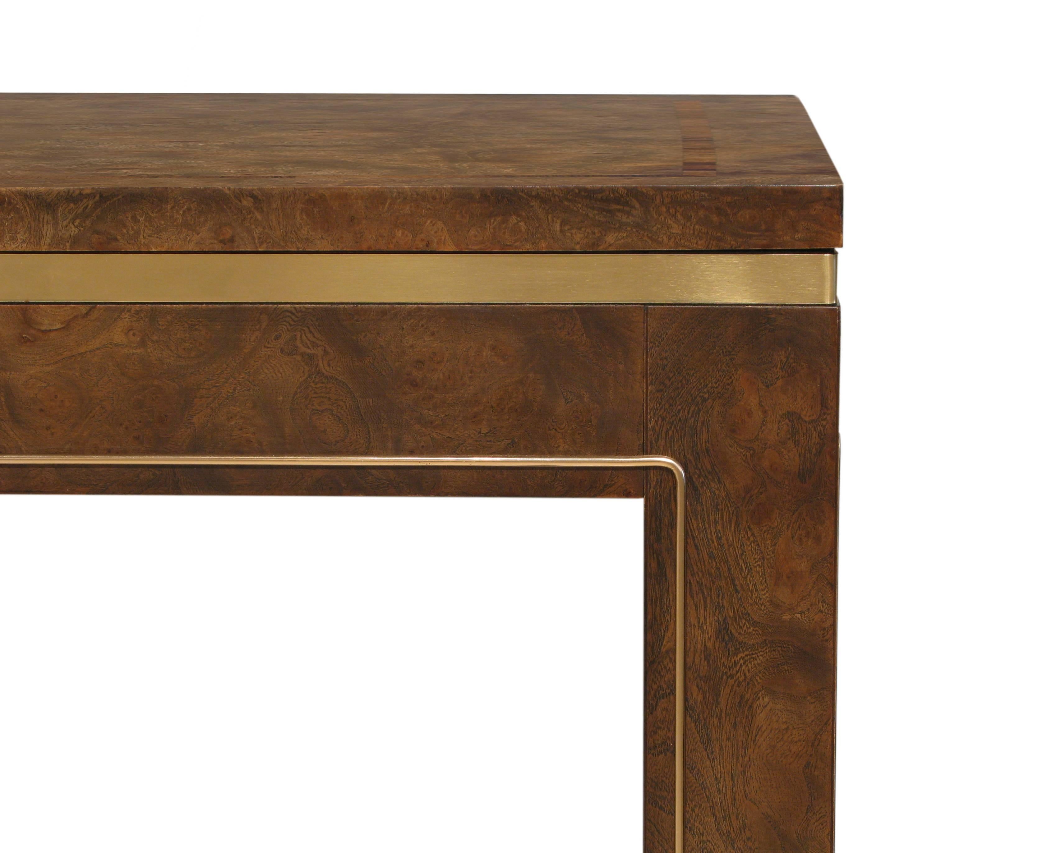 Pair of Beautifully Crafted End Tables with Brass Inlays by Mastercraft In Excellent Condition In New York, NY