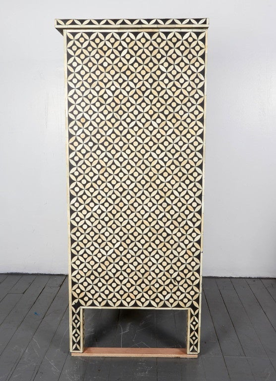 Indian Black and White Bone Inlay Chest of Drawers For Sale 1