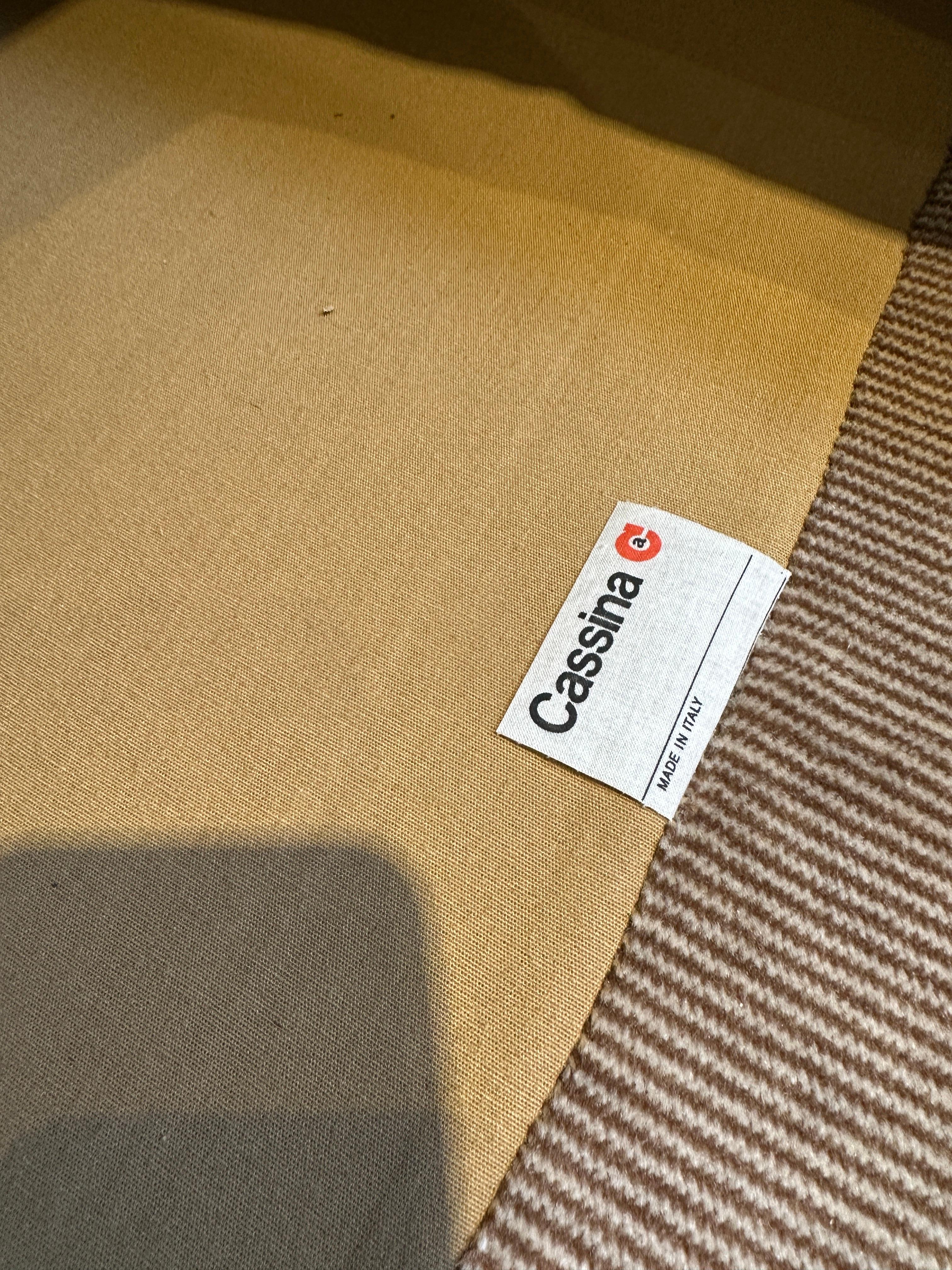 Maralunga Stuhl und Ottomane von Vico Magistretti für Cassina im Angebot 5