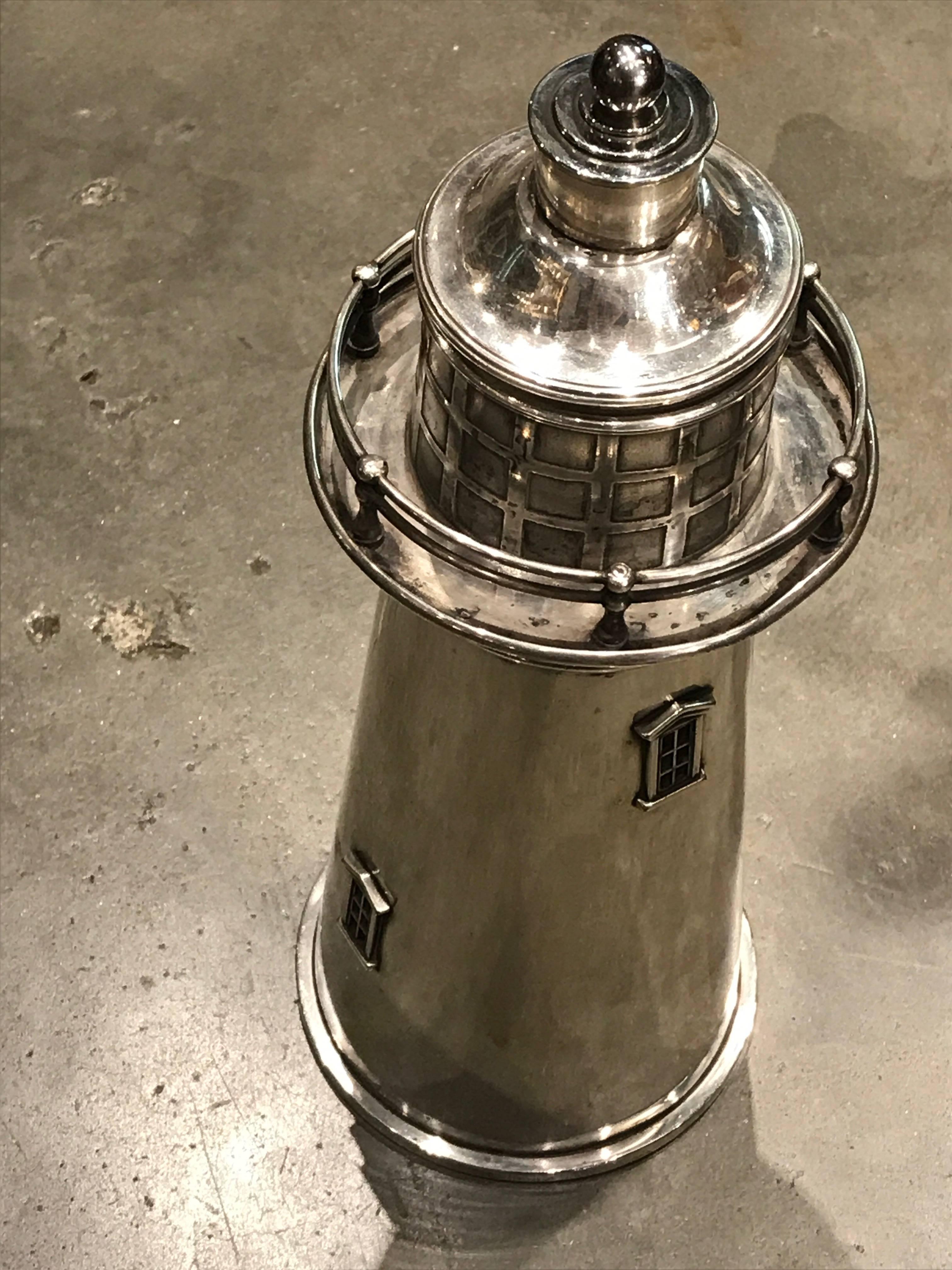 Early 20th Century Lighthouse Cocktail Shaker by Meriden International Silver Co For Sale