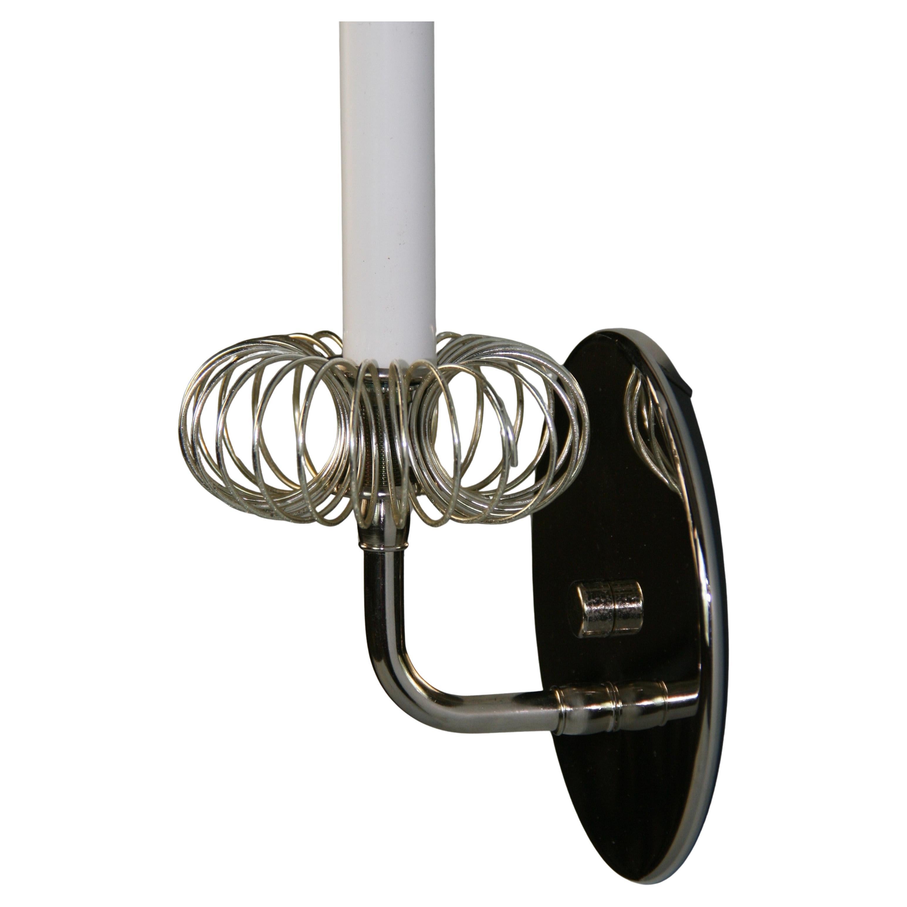 Coppia di lampade francesi in nichel a spirale Circa 1970 in vendita