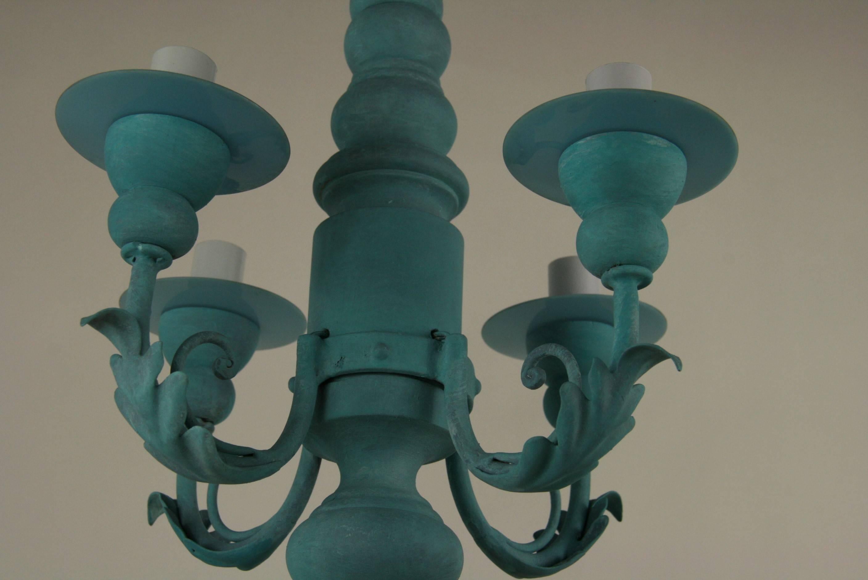 Petite Blue Chandelier In Excellent Condition In Douglas Manor, NY