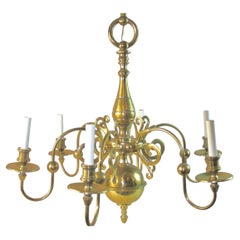 Lustre colonial néerlandais à 6 bras en laiton du XXe siècle