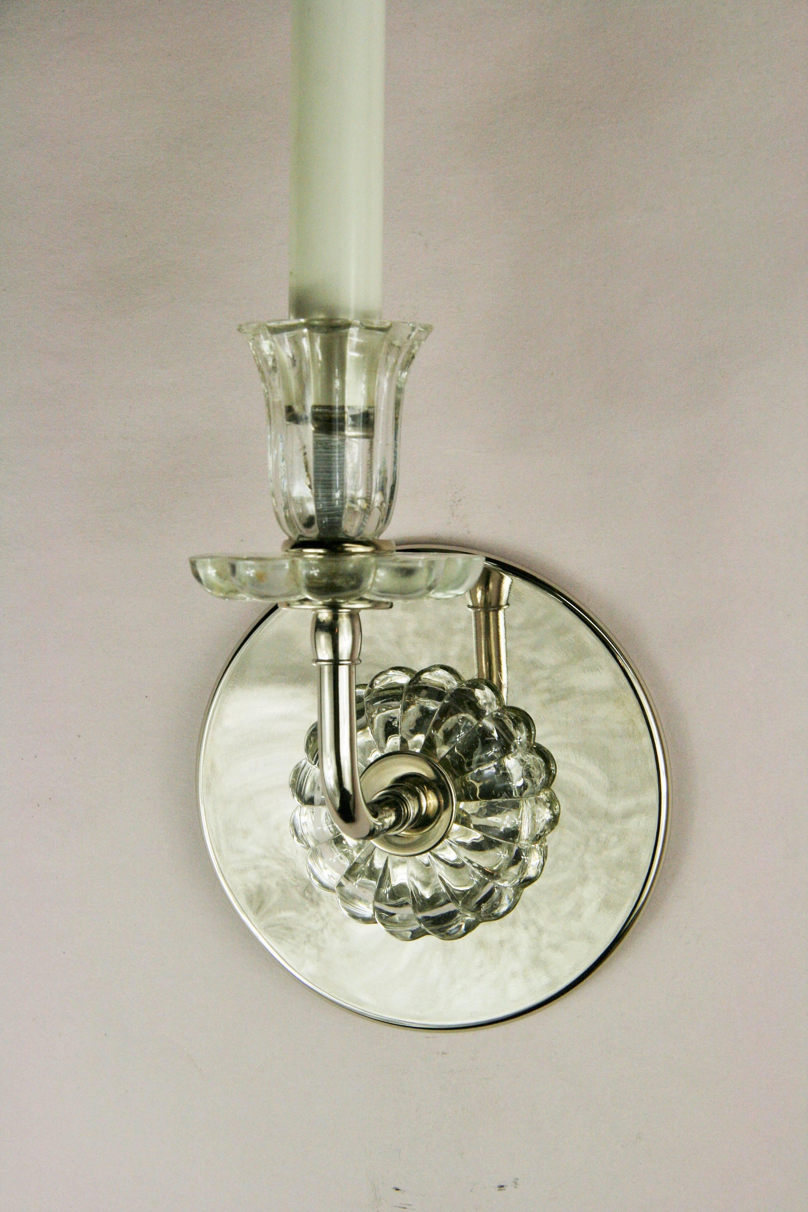 Mid-20th Century Pair of Glass Tulips Sconce