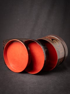 Large antique Burmese lacquerware betelnut box from Burma