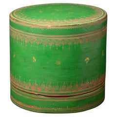 Boîte à noix de bétel ancienne, laquée en vert, originaire de Birmanie