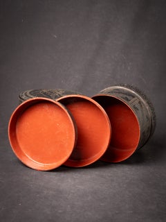 Antique Burmese lacquerware betelnut box from Burma