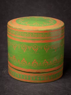 Antique green lacquered betelnut box from Burma