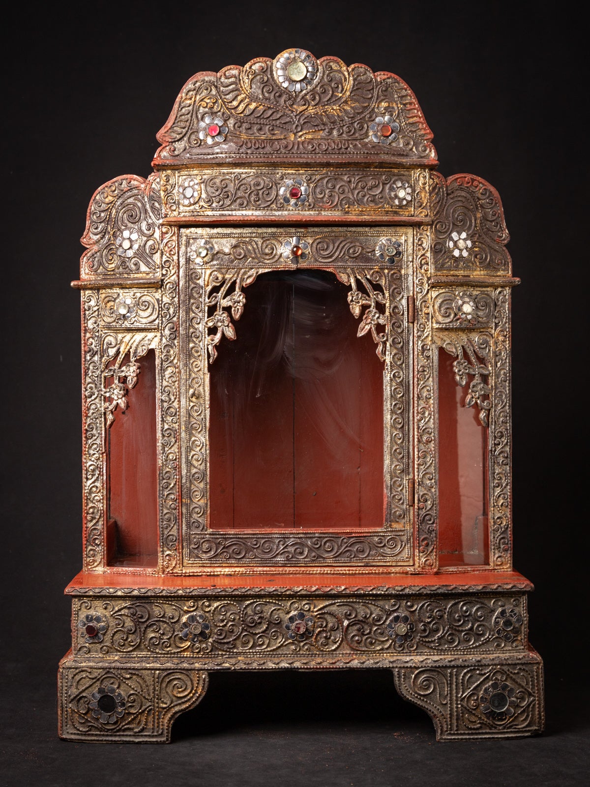 Antique wooden Burmese Buddha temple from Burma For Sale
