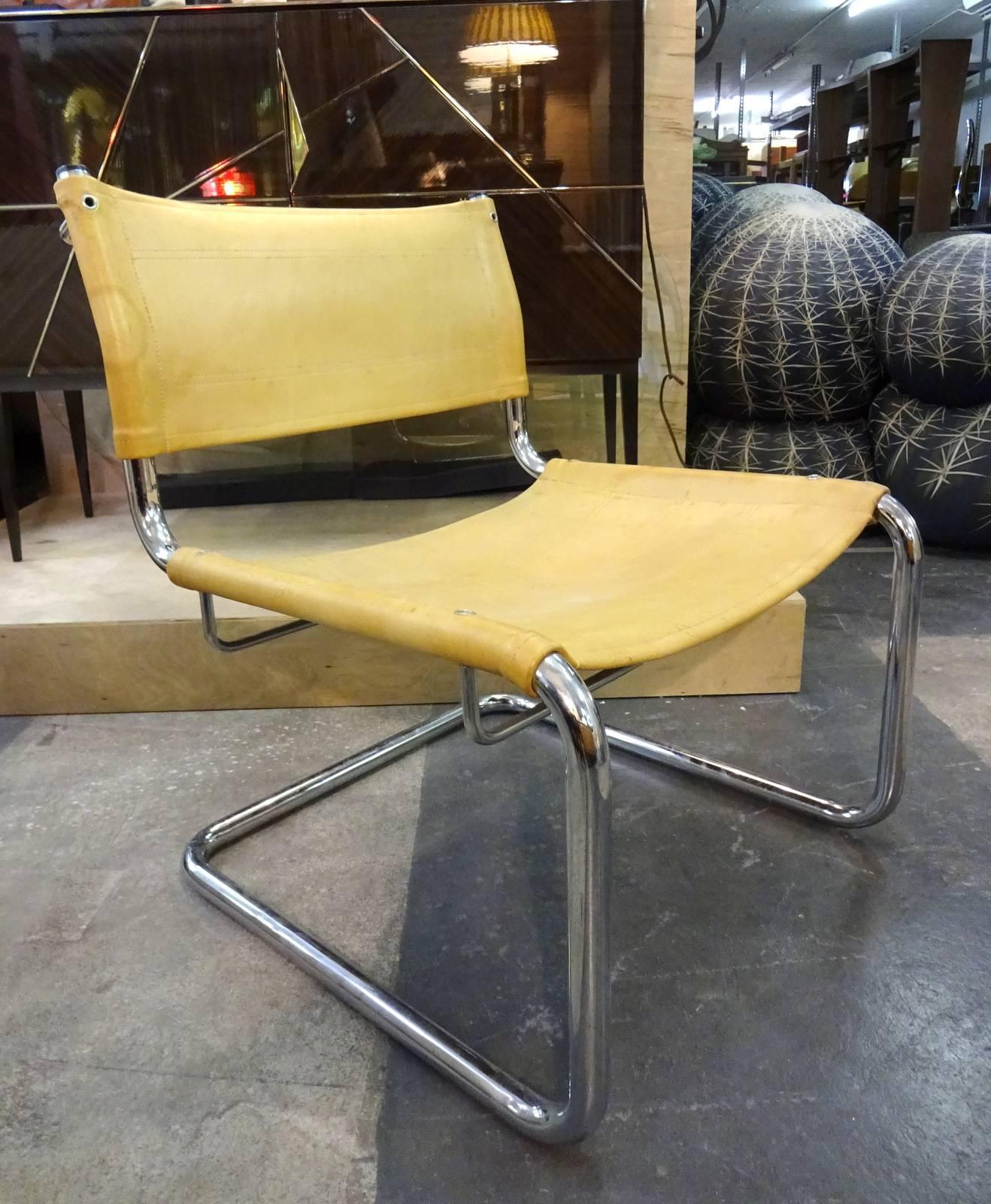 Bauhaus Pair of Leather Tubular Chairs  For Sale