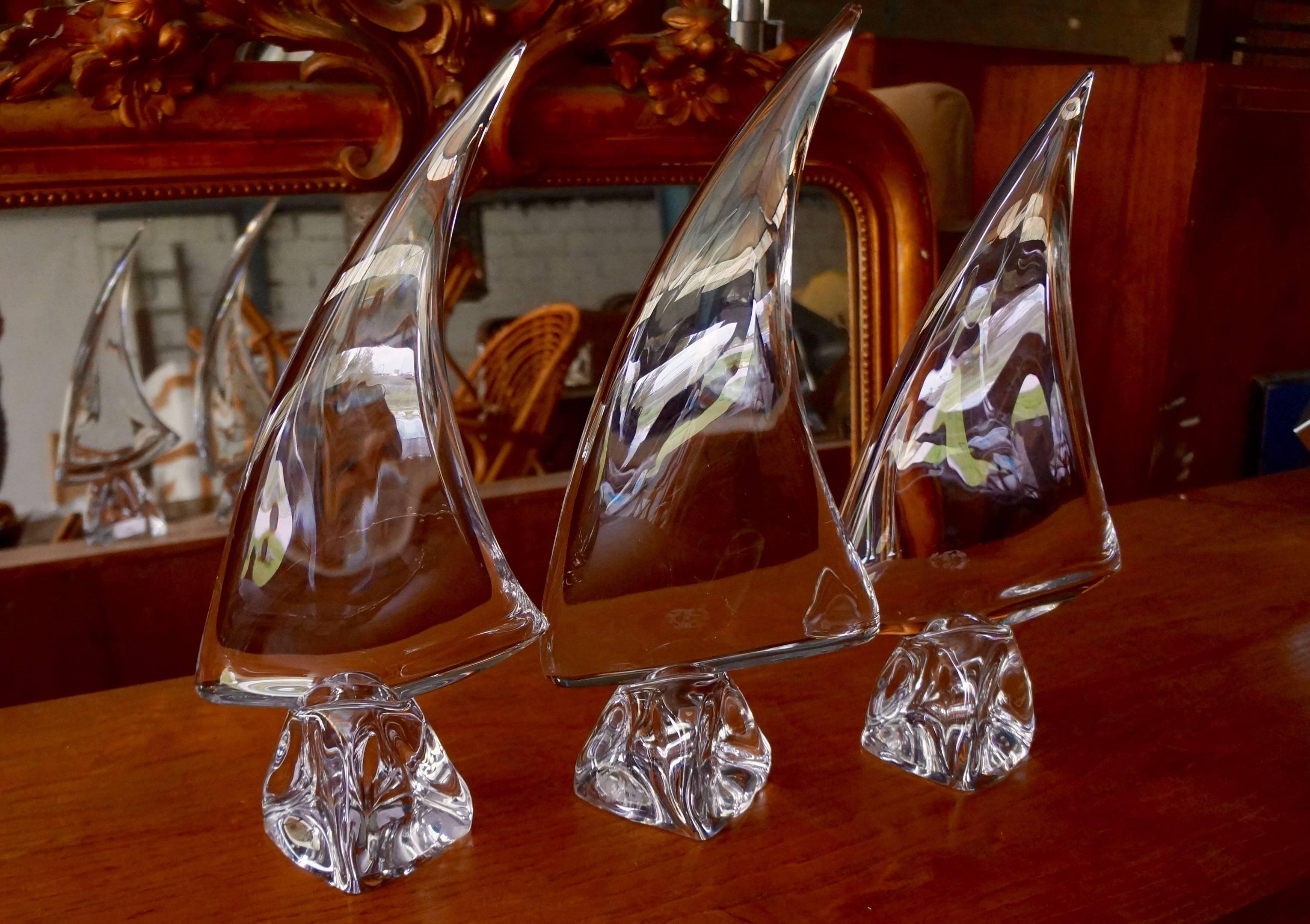 Set of three Daum crystal sails. In original condition
Signed.