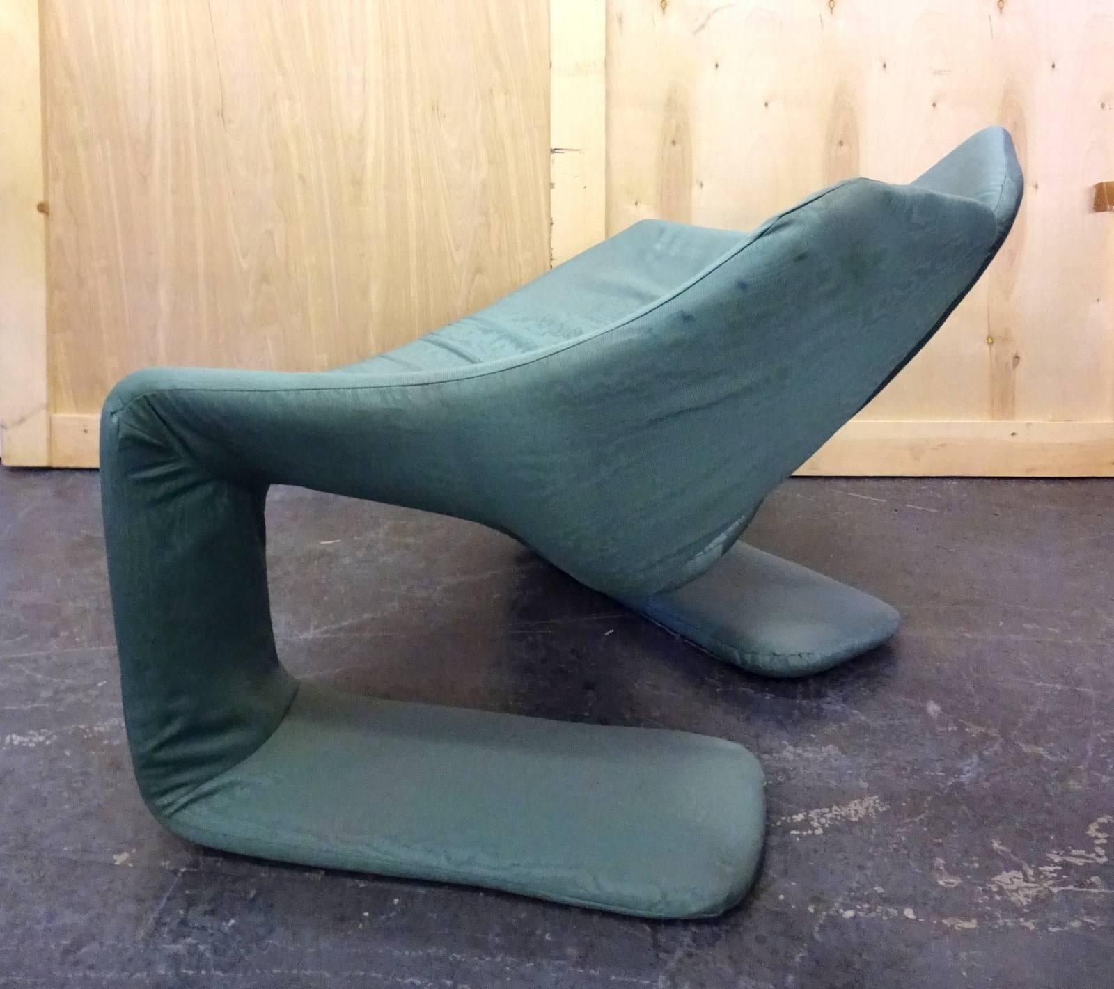 Kwok Hoi Chan Lounge Chair In Fair Condition In Brooklyn, NY