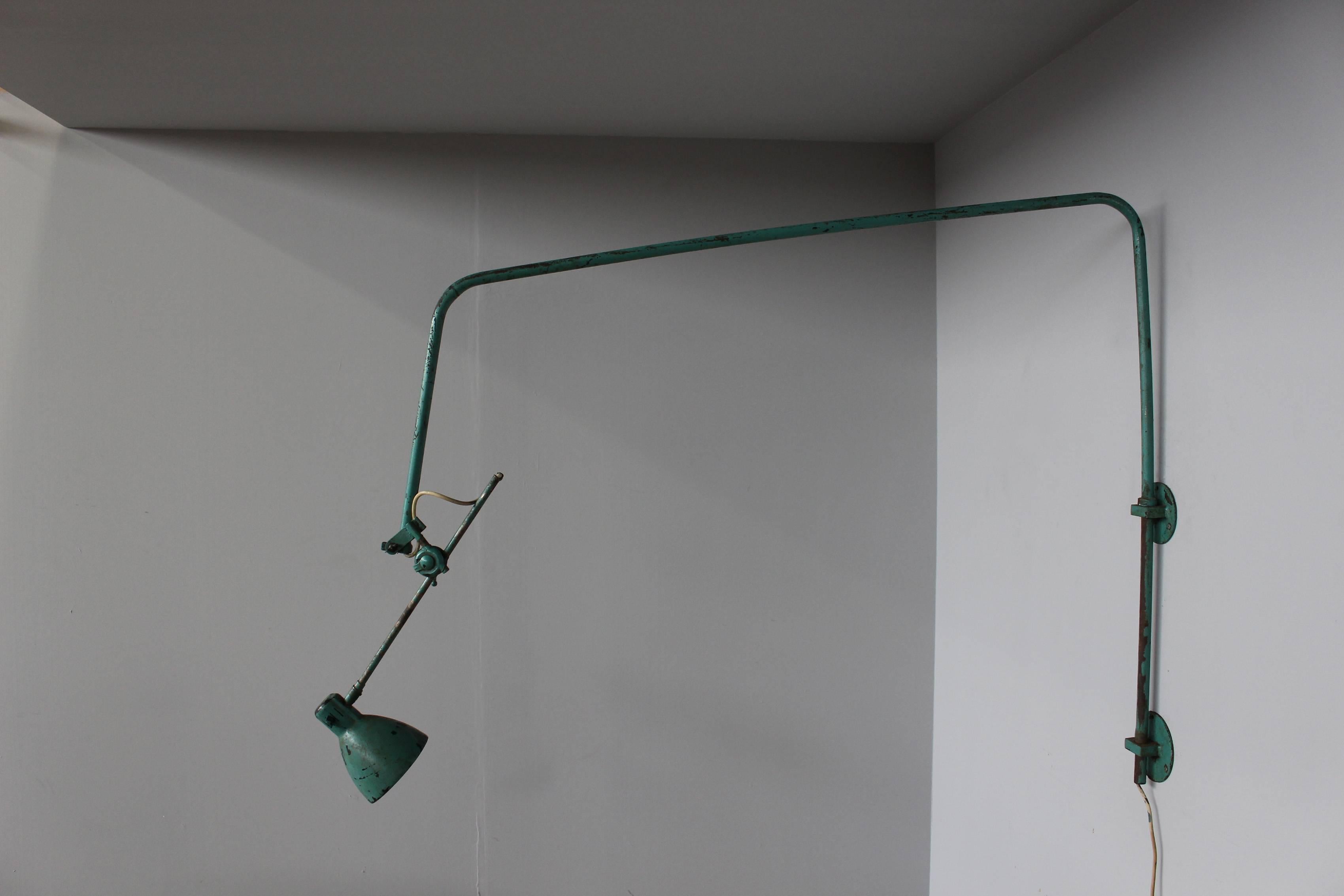 20th Century A French Adjustable Industrial Green Lacquered Metal Wall Light For Sale