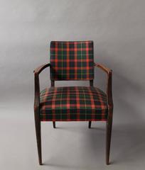 Fauteuil Art Déco français en bois de hêtre avec un tissu en tartan