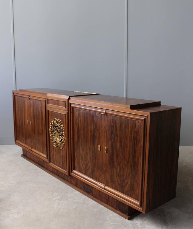 A Fine French Art Deco Walnut Music Stereo Cabinet Or Sideboard By