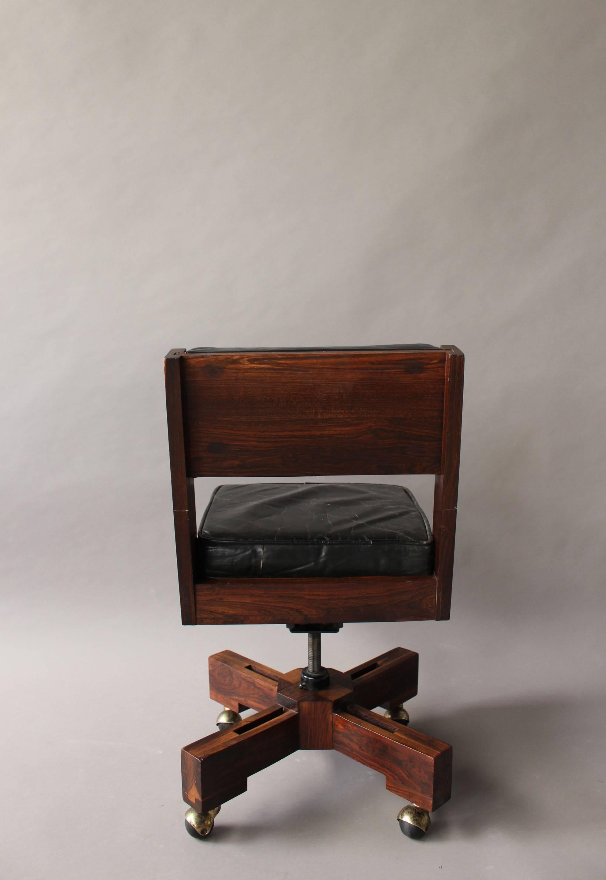 French 1960s Adjustable Rolling Swivel Desk Chair In Good Condition In Long Island City, NY