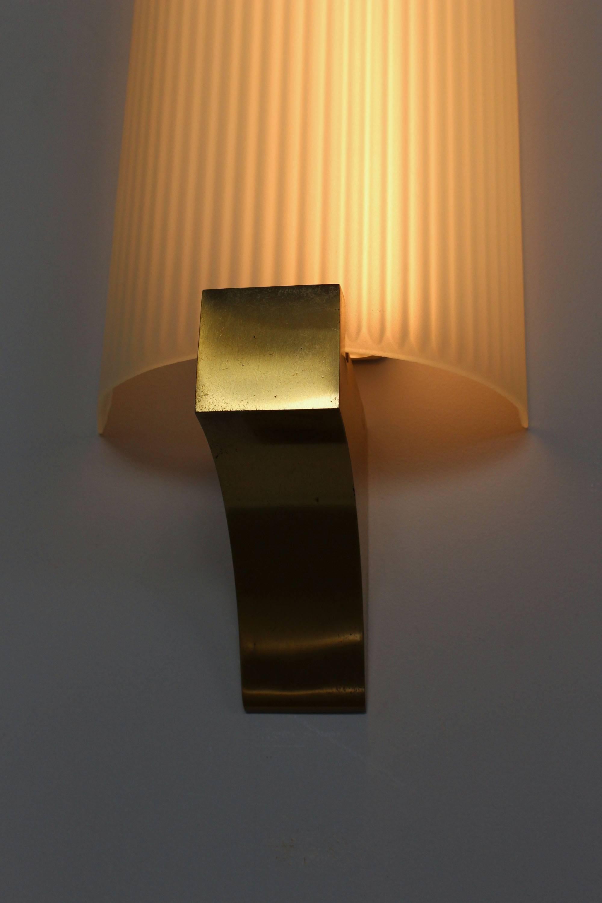 Fine French Art Deco Frosted Glass and Bronze Sconce by Perzel 4
