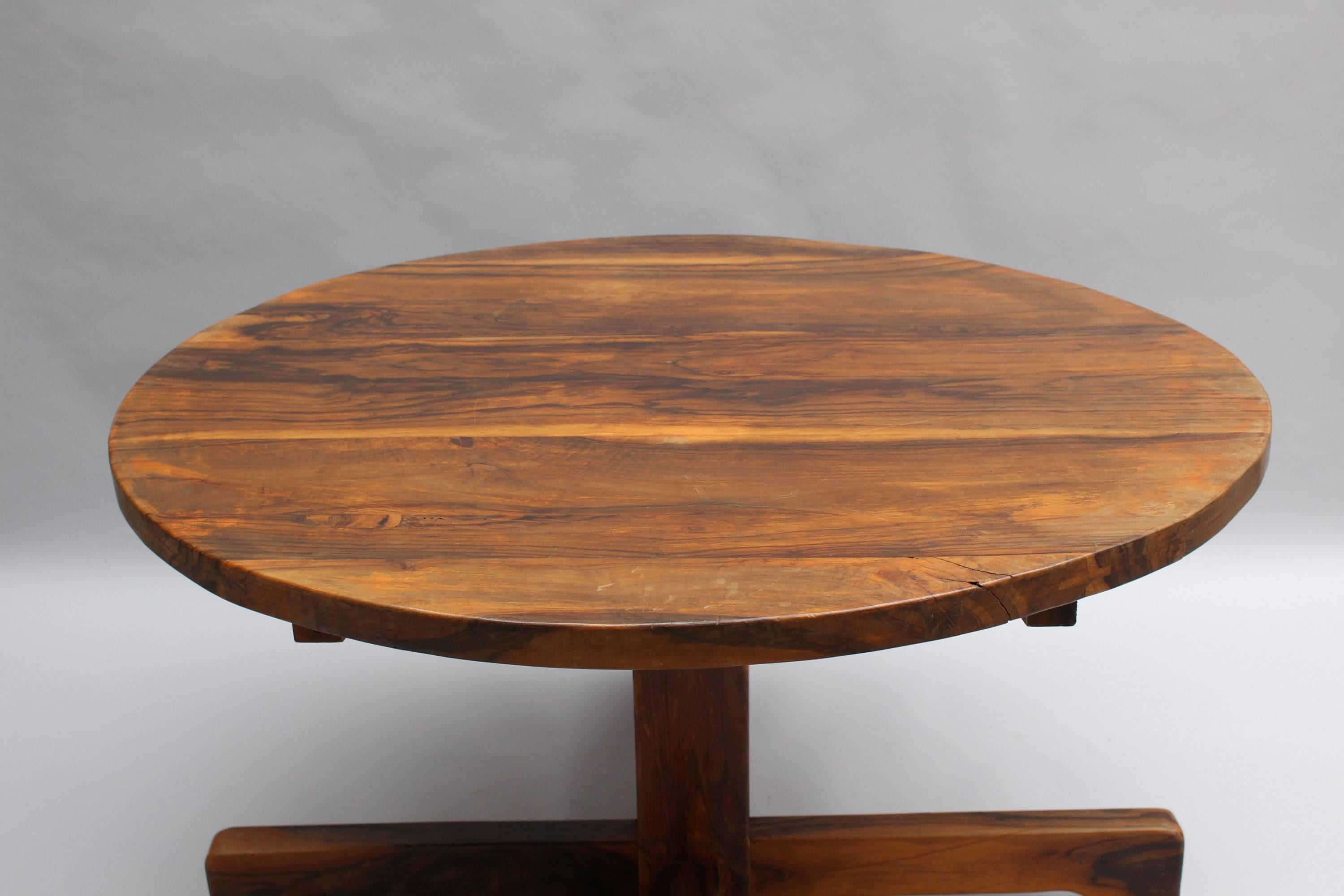 A French 1950's Solid Olive Tree Round Pedestal Dining / Center Table In Good Condition In Long Island City, NY