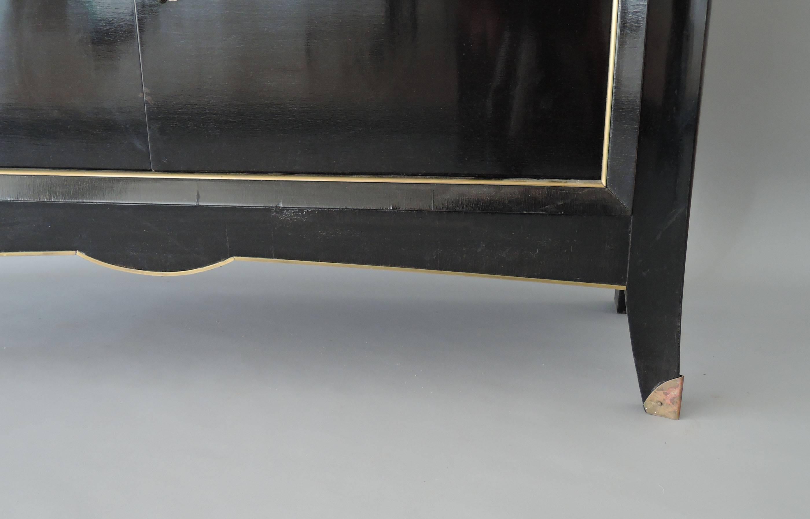 French Art Deco Black Lacquered Two Door Buffet/Commode with Bronze Details  5