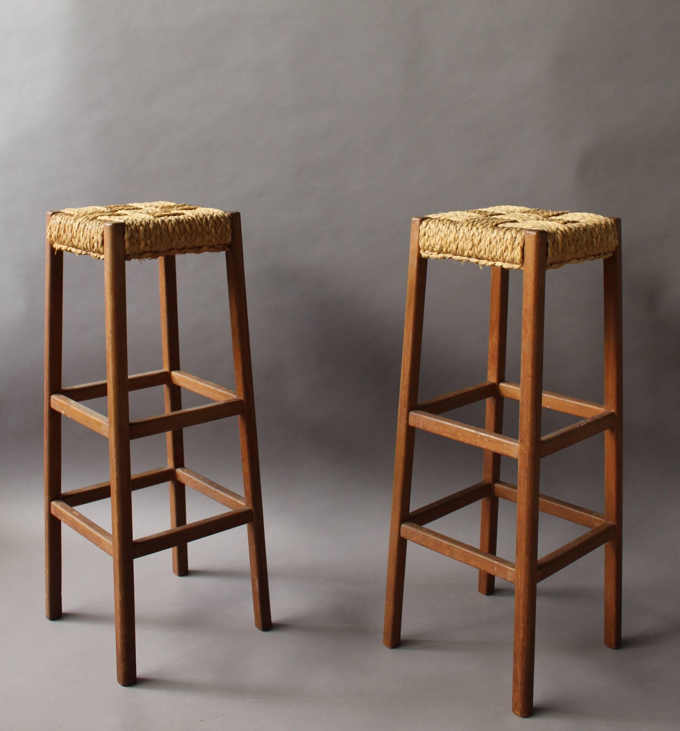 Fine French 1950s Oak and Rope Bar and Two Stools by Audoux Minet 3