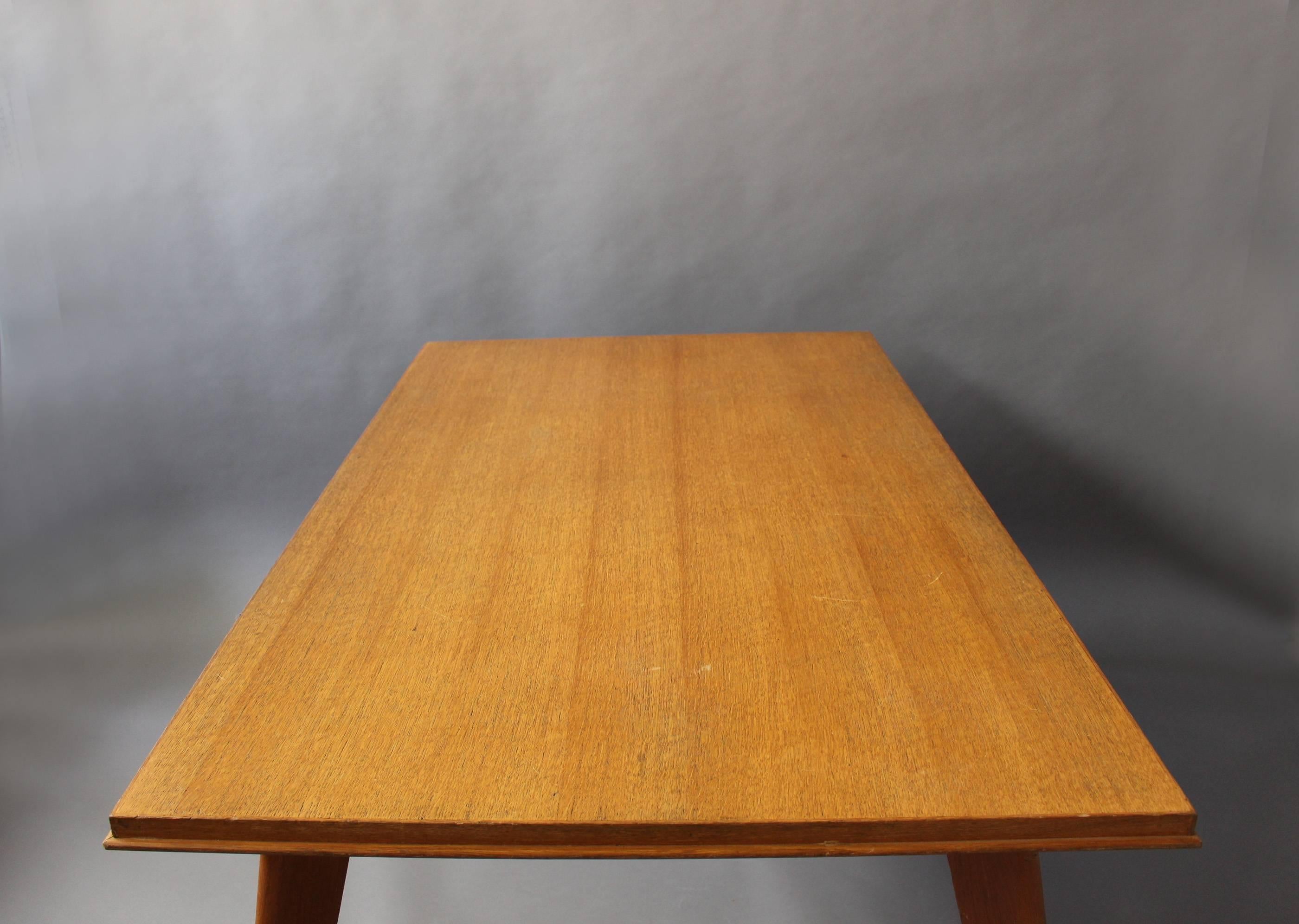 Table à compas en Oak Oak des années 1950 en vente 1